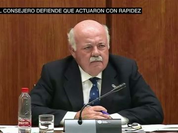 El consejero de Salud de Andalucía El consejero de Salud de Andalucía