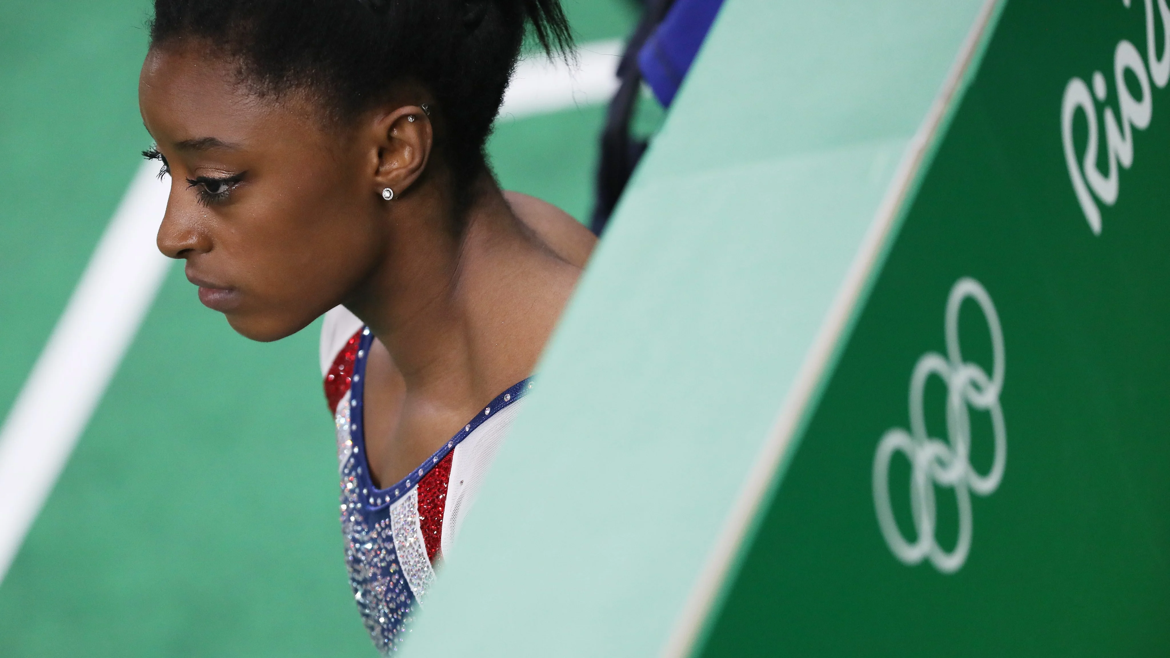 En la imagen, la gimnasta estadounidense Simone Biles