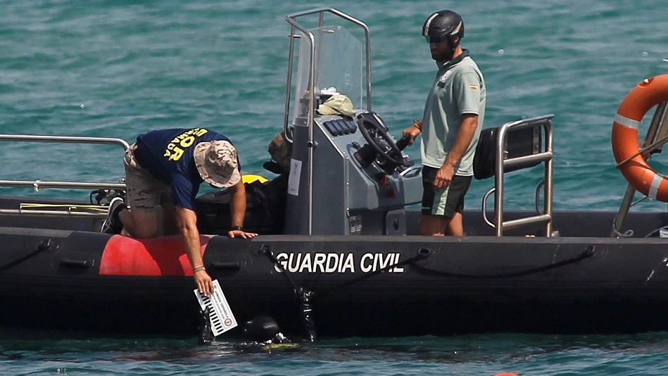 Imagen de una lancha de la Guardia Civil 