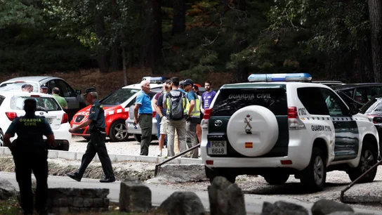 Vista del aparcamiento donde ha sido encontrado el coche de la exesquiadora olímpica Blanca Fernández Ochoa Vista del aparcamiento donde ha sido encontrado el coche de la exesquiadora olímpica Blanca Fernández Ochoa