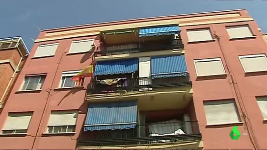 Detenido un hombre por matar a su hijo de una puñalada en el pecho en Paterna, Valencia Detenido un hombre por matar a su hijo de una puñalada en el pecho en Paterna, Valencia