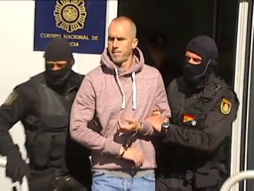 El etarra 'Txeroki' llega a España El etarra 'Txeroki' llega a España
