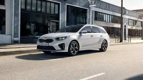Kia Ceed Tourer PHEV Kia Ceed Tourer PHEV