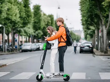 Patinete eléctrico UGR