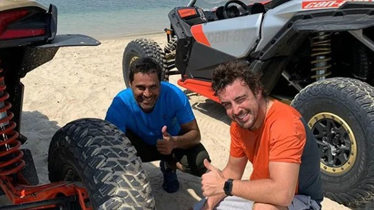 Fernando Alonso, con Al-Attiyah Fernando Alonso, con Al-Attiyah