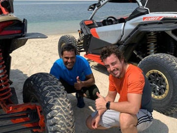 Fernando Alonso, con Al-Attiyah Fernando Alonso, con Al-Attiyah