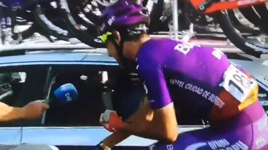 Jesús Ezquerra le pide la mano a su novia