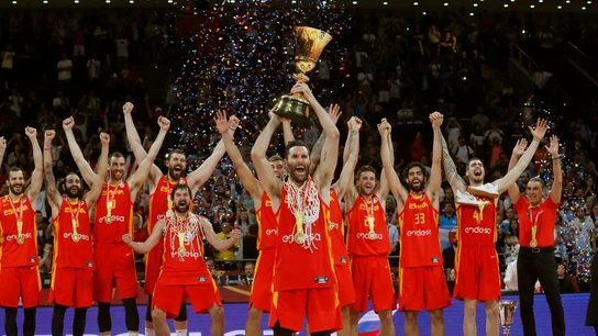 Rudy Fernández levanta el Mundial de baloncesto Rudy Fernández levanta el Mundial de baloncesto