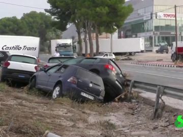 La Generalitat Valenciana pide un 'Plan Marshall' para paliar los daños provocados por la gota fría La Generalitat Valenciana pide un 'Plan Marshall' para paliar los daños provocados por la gota fría