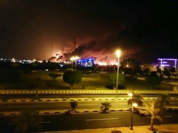 Ataque a refinerías de Arabia Saudí Ataque a refinerías de Arabia Saudí