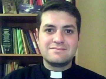 Nelson Cuello ha dejado el sacerdocio "por amor" Nelson Cuello ha dejado el sacerdocio "por amor"