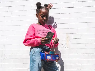 Quince apps que deberían estar vetadas del móvil de tus hijos adolescentes Quince apps que deberían estar vetadas del móvil de tus hijos adolescentes