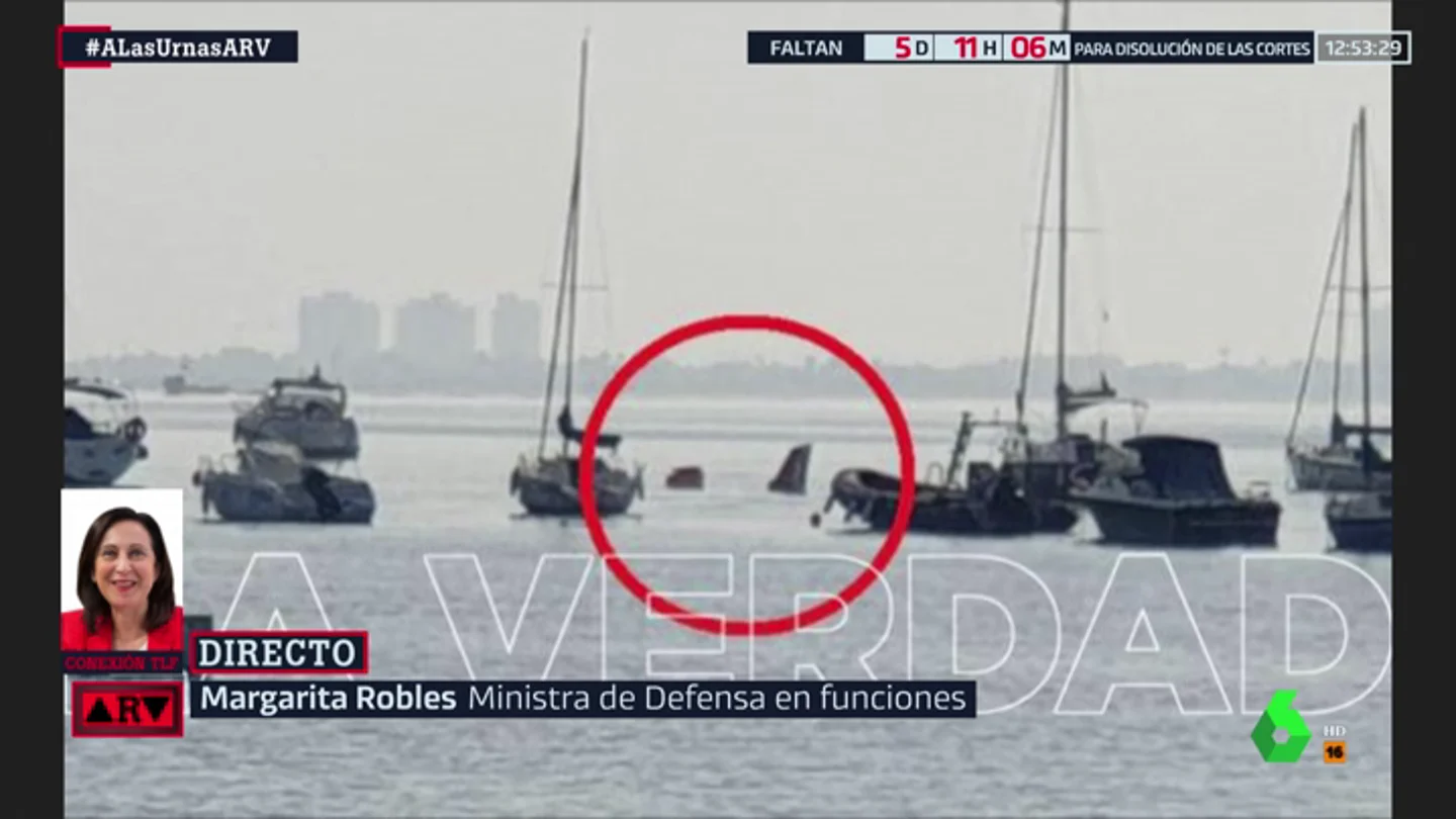 Mueren un instructor y una alumna del Ejército del Aire tras caer con su avioneta al Mar Menor Mueren un instructor y una alumna del Ejército del Aire tras caer con su avioneta al Mar Menor