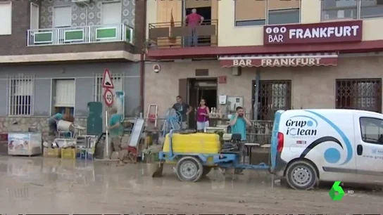 Saqueos tras la gota fría: roban en bares aprovechando los destrozos Saqueos tras la gota fría: roban en bares aprovechando los destrozos