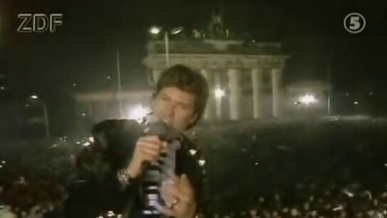 De c&oacute;mo David Hasselhoff ayud&oacute; a tirar el muro de Berl&iacute;n
