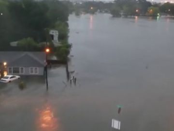La tormenta tropical Imelda deja al menos dos muertos y graves inundaciones en Texas La tormenta tropical Imelda deja al menos dos muertos y graves inundaciones en Texas