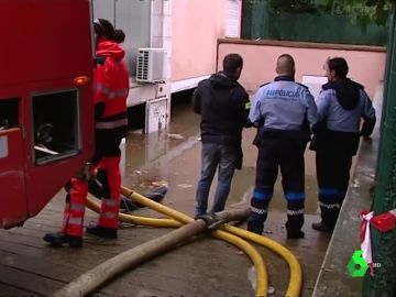 Muere un hombre en las inundaciones de Platja d'Aro, Girona Muere un hombre en las inundaciones de Platja d'Aro, Girona
