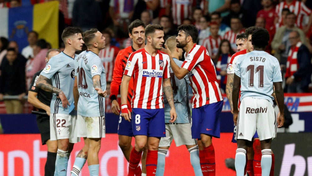 Diego Costa protesta