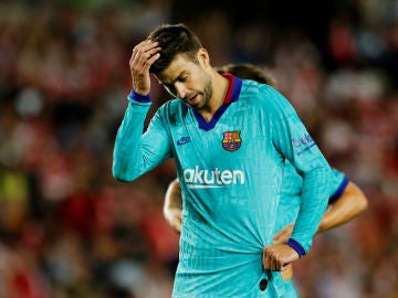 Piqué, contrariado Piqué, contrariado