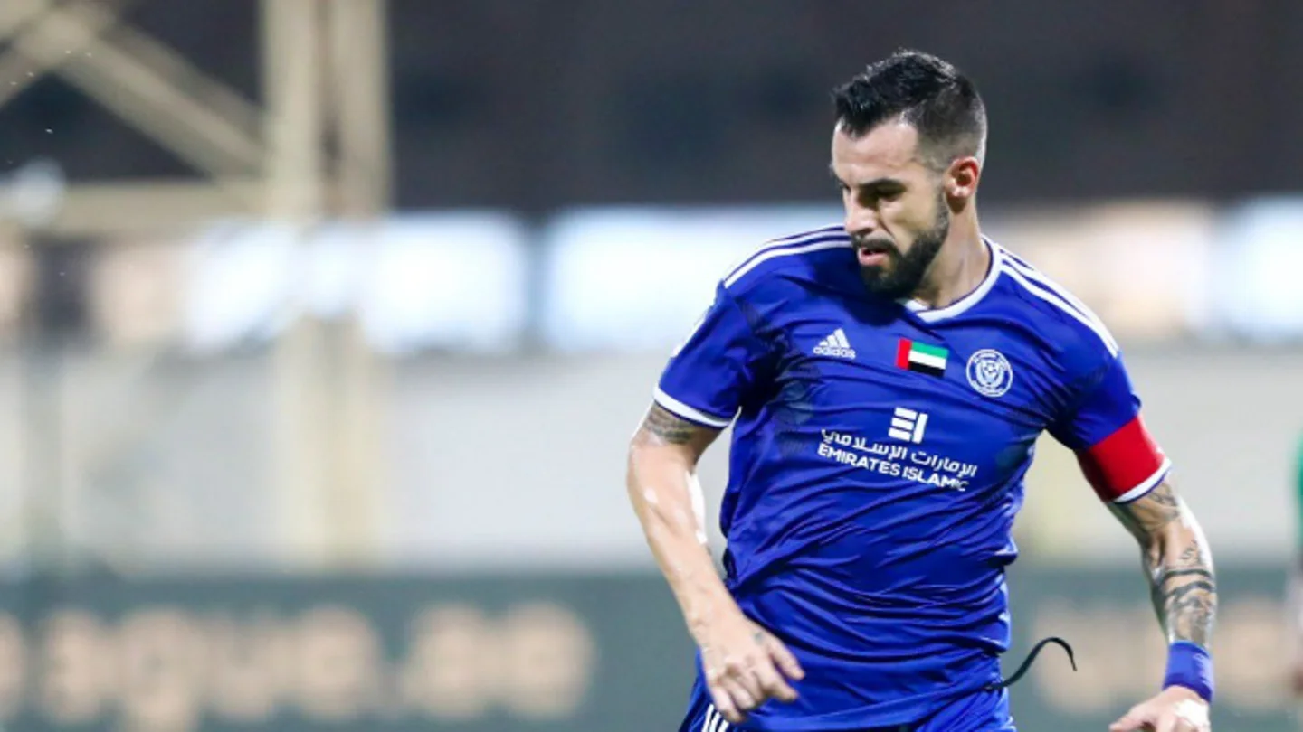 Álvaro Negredo, en fútbol emirarí. Álvaro Negredo, en fútbol emirarí.