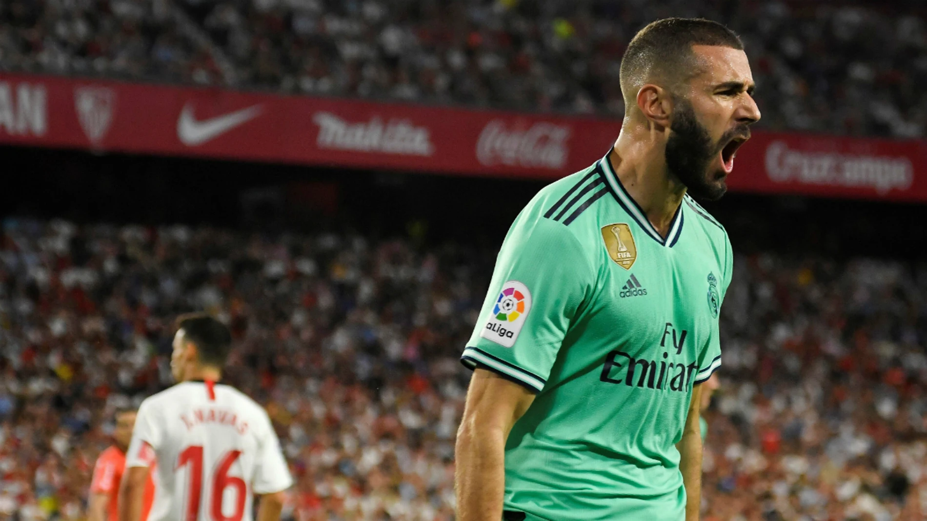 Karim Benzema celebra un gol ante el Sevilla