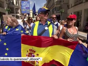 Británicos residentes en Málga se manifiestan contra el Brexit Británicos residentes en Málga se manifiestan contra el Brexit