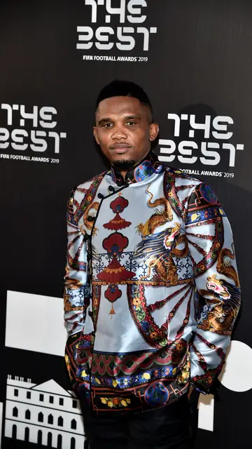 Samuel Eto'o, posando en la gala 'The Best' Samuel Eto'o, posando en la gala 'The Best'