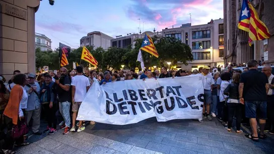 Concentración en apoyo de los CDR detenidos Concentración en apoyo de los CDR detenidos