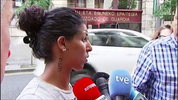 Habla la mujer de uno de los detenidos por la violación múltiple en Bilbao: "Juro que no ha hecho nada, está 24 horas conmigo"