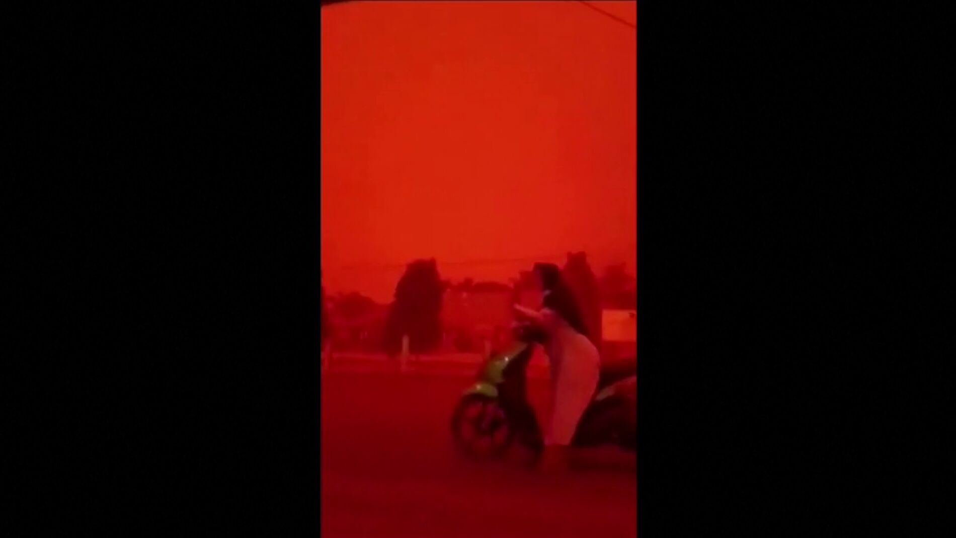¿Por qué está el cielo de Sumatra teñido de rojo? 