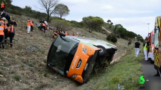 Al menos un muerto y 17 heridos en el accidente de un autob&uacute;s entre Barcelona y Burdeos