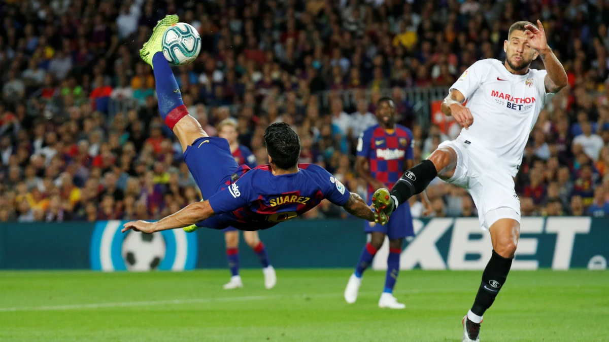 Chilena de Luis Suárez ante el Sevilla