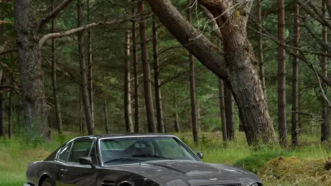 Aston Martin V8 Vantage  Aston Martin V8 Vantage