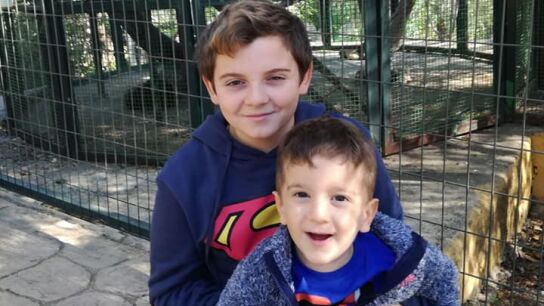 Rub&eacute;n, junto a su hermano Sergio