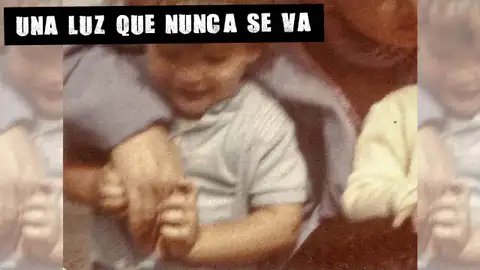 Roy Galán con su madre Una luz que nunca se va