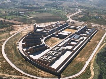 Imagen de la prisión provincial de Málaga en Alhaurin de la Torre. Imagen de la prisión provincial de Málaga en Alhaurin de la Torre.