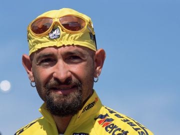Marco Pantani, en una de sus últimas imágenes como ciclista. Marco Pantani, en una de sus últimas imágenes como ciclista.