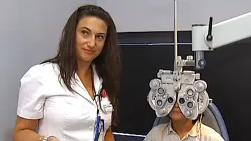 Los oftalmólogos advierten: los niños cada vez ven peor por el excesivo uso de las pantallas Los oftalmólogos advierten: los niños cada vez ven peor por el excesivo uso de las pantallas