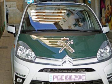 Imagen de un coche de la Guardia Civil Imagen de un coche de la Guardia Civil