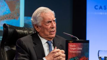Mario Vargas Llosa presenta 'Tiempos recios'