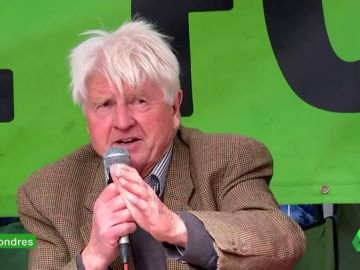 El padre de Boris Johnson, estrella de las protestas por la emergencia climática en Londres: "El capitalismo causó el problema" El padre de Boris Johnson, estrella de las protestas por la emergencia climática en Londres: "El capitalismo causó el problema"