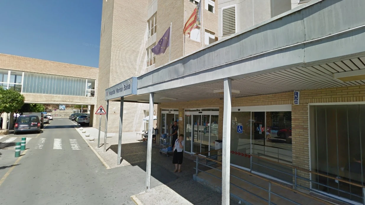 Acceso al hospital Marina Baixa