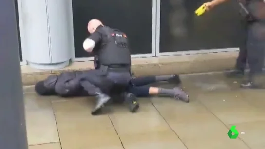 Imputan por terrorismo al detenido como autor del apuñalamiento masivo en Manchester Imputan por terrorismo al detenido como autor del apuñalamiento masivo en Manchester