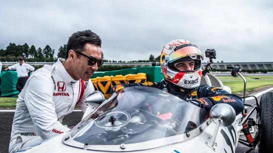 Max Verstappen, en el Honda RA272 Max Verstappen, en el Honda RA272