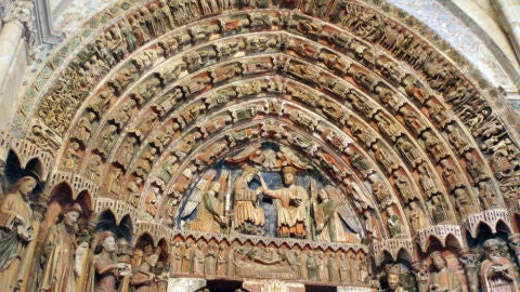Portico de la Majestad en la Colegiata
