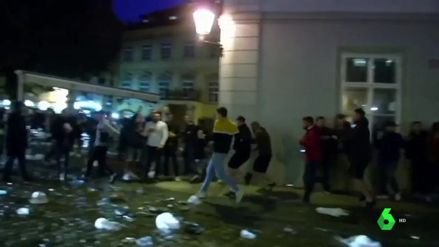 ULTRAS ULTRAS
