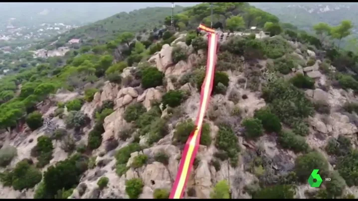 Bandera de España de 50 metros en El Maresme