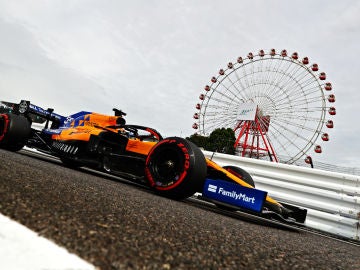 Carlos Sainz, en Japón Carlos Sainz, en Japón
