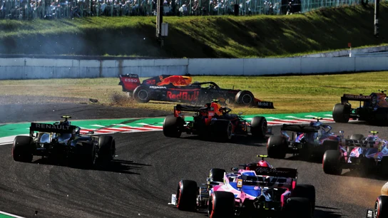 Verstappen, fuera de la pista Verstappen, fuera de la pista
