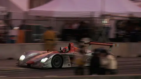 Audi R8 Numero 2 Petit Le Mans 2001 Box Audi R8 Numero 2 Petit Le Mans 2001 Box